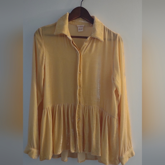 Sundance Velvet Silk Peplum Long Sleeve Button Down Blouse - Med - Picture 2 of 6